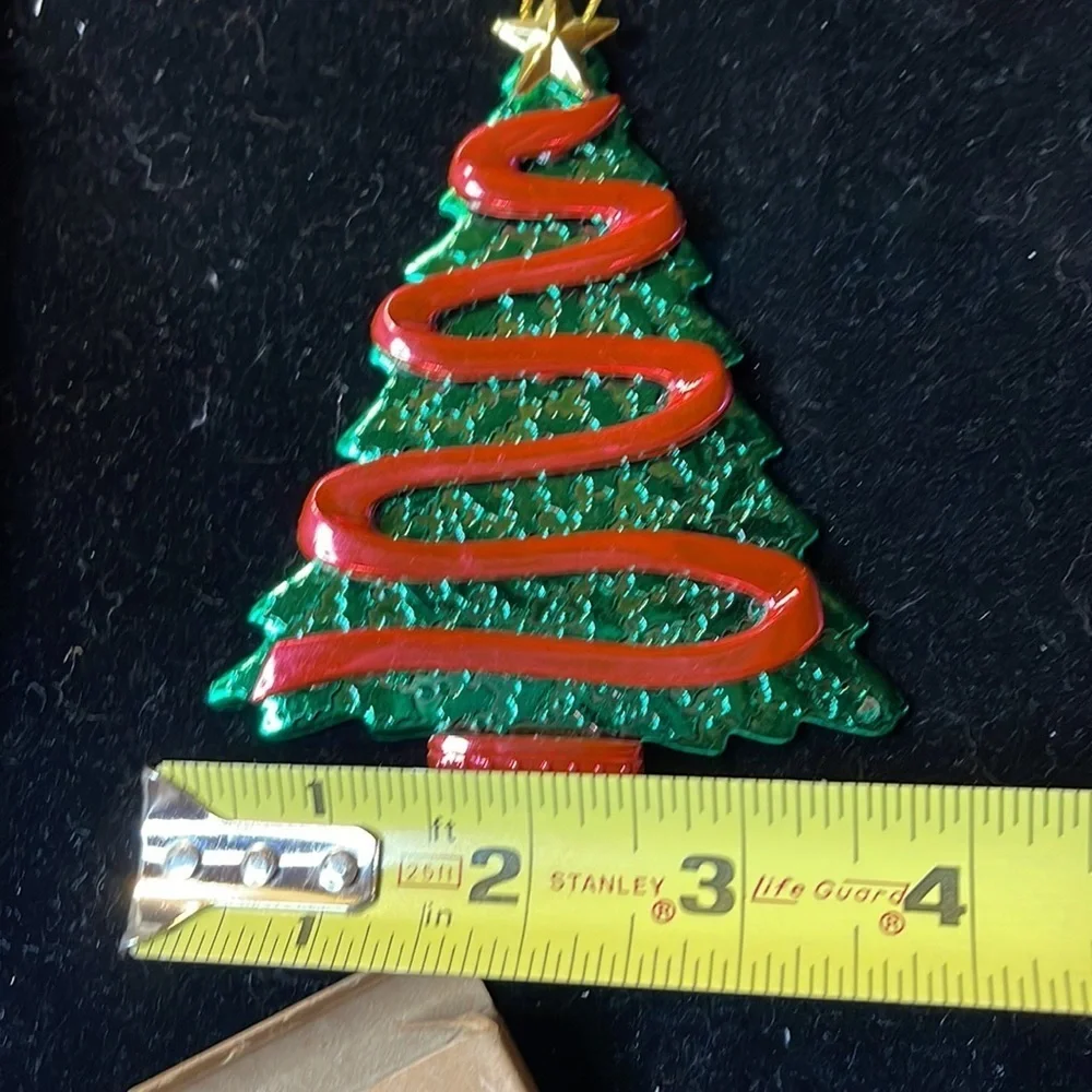 Avon Vtg Reflections of Christmas Ornament Christmas Tree